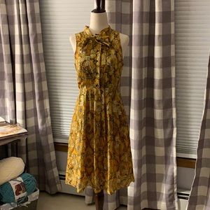 HD in Paris/anthro exquisite gold dress- size 00.